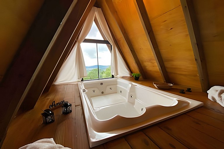 Chalé dos Alpes 2 hidromassagem e Lareira