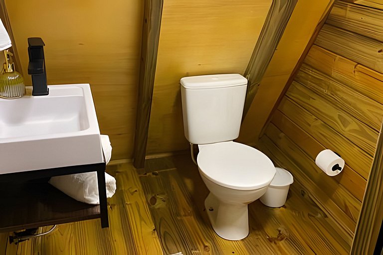 Chalé dos Alpes 2 hidromassagem e Lareira